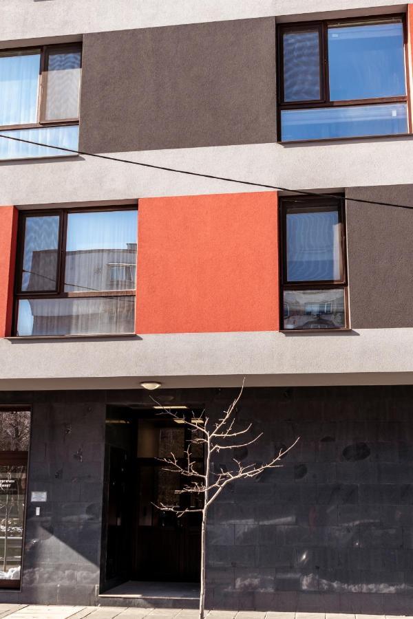 Bright 1Bdr Apartment With A Balcony София Экстерьер фото